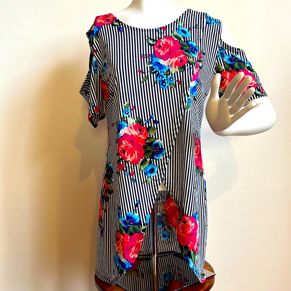 Caren sport striped Floral blouse with split front and peek a boo should…